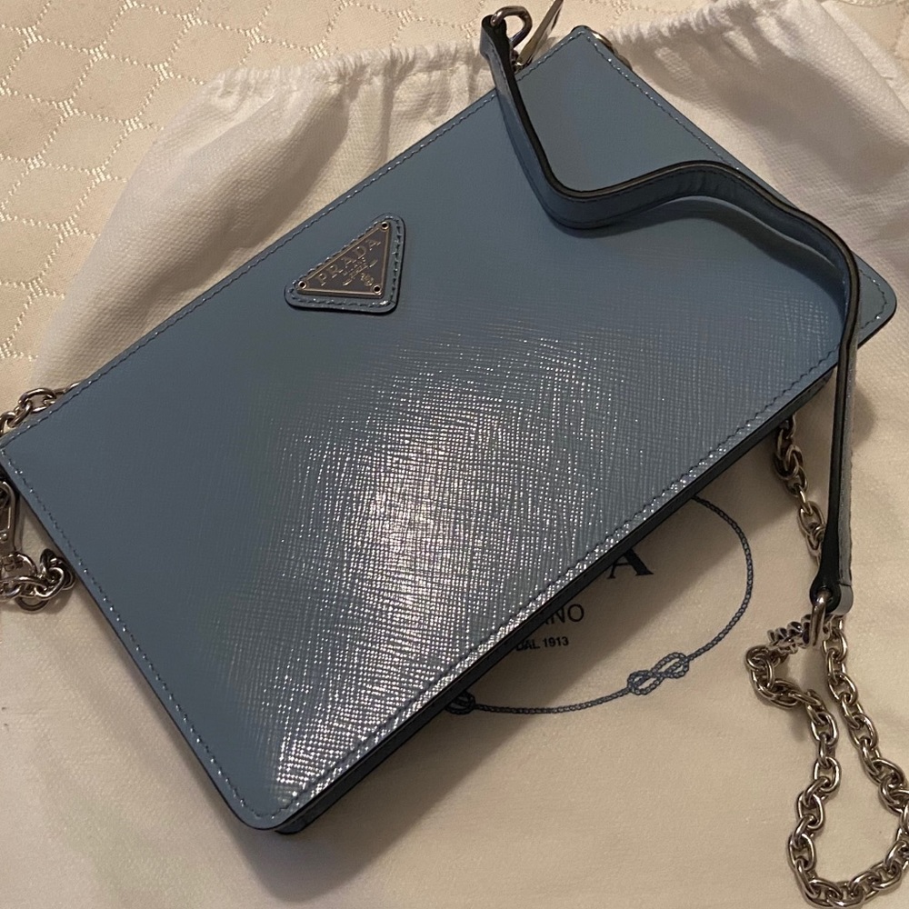 ❌SOLD❌ Prada Chain Pochette Saffiano Leather bag